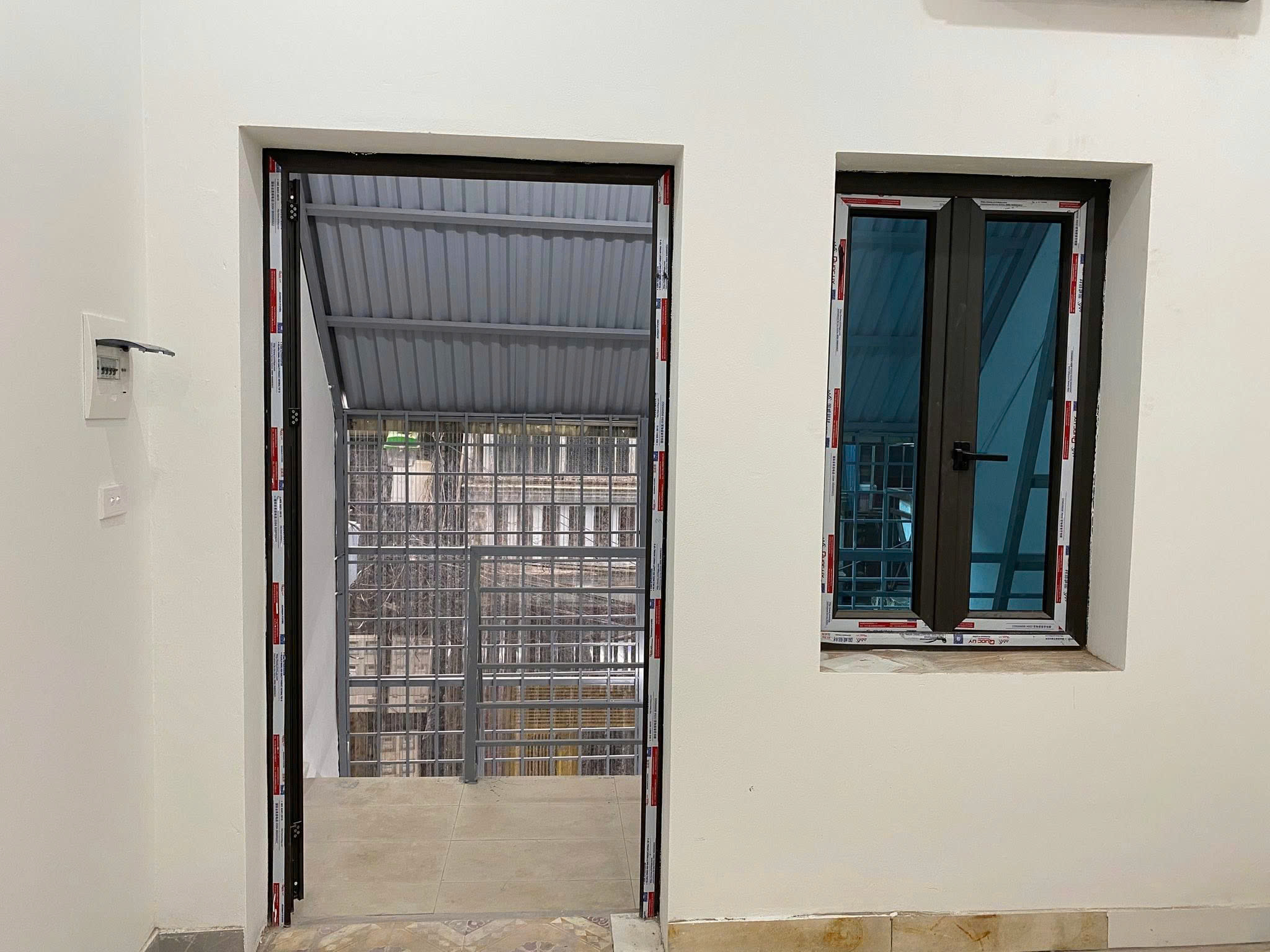 Cho thuê nhà ngõ 89 Lê Thanh Nghị 3 tầng x 35m2, 2 ngủ khép kín 8 triệu - Ảnh 3